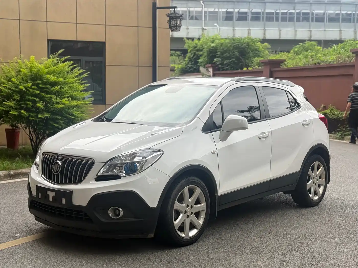 Buick Encore 2015 1.4T Automatic 2WD Urban Elite