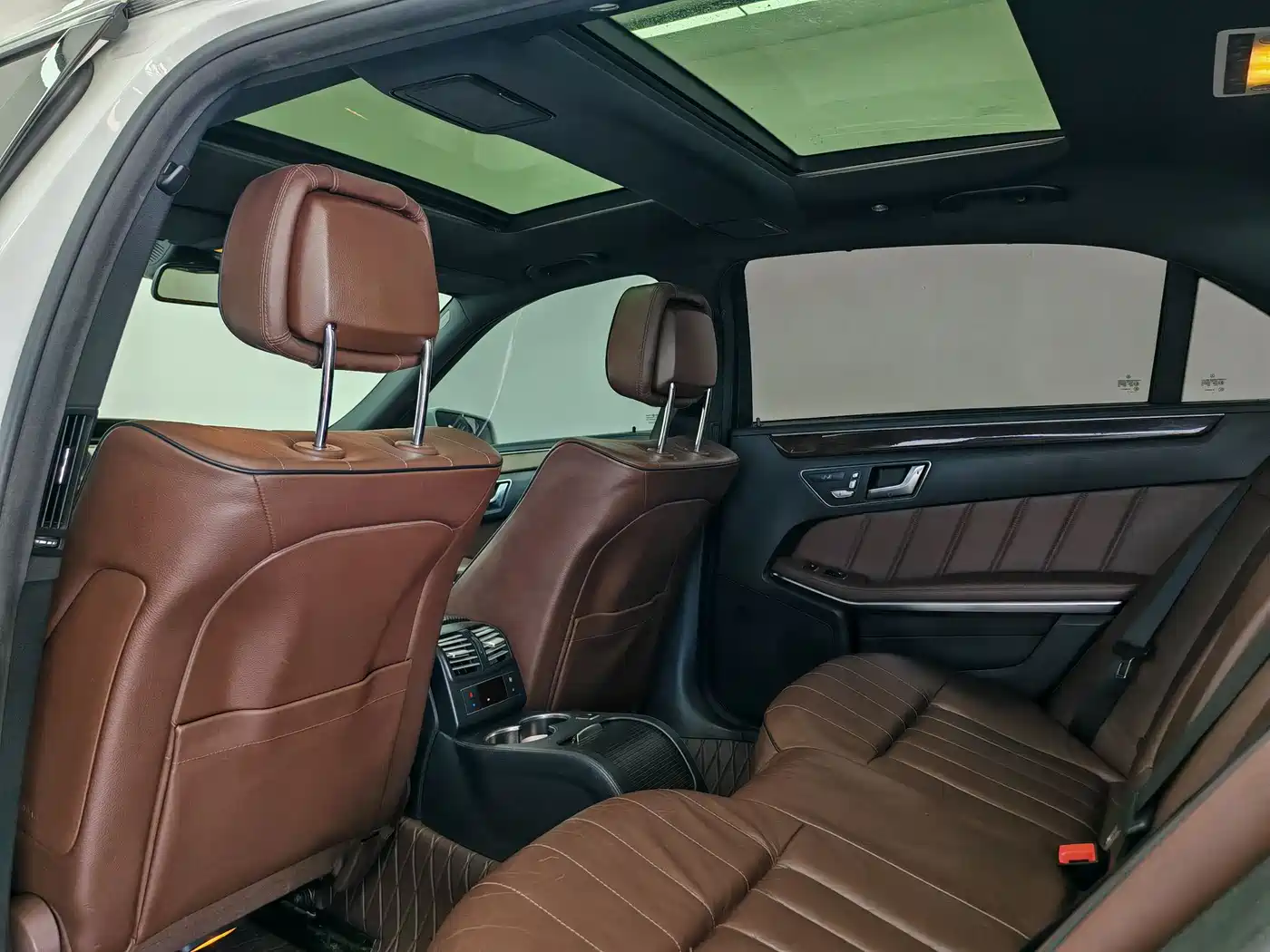 Mercedes-Benz E-Class 2015 E 320 L фото 15