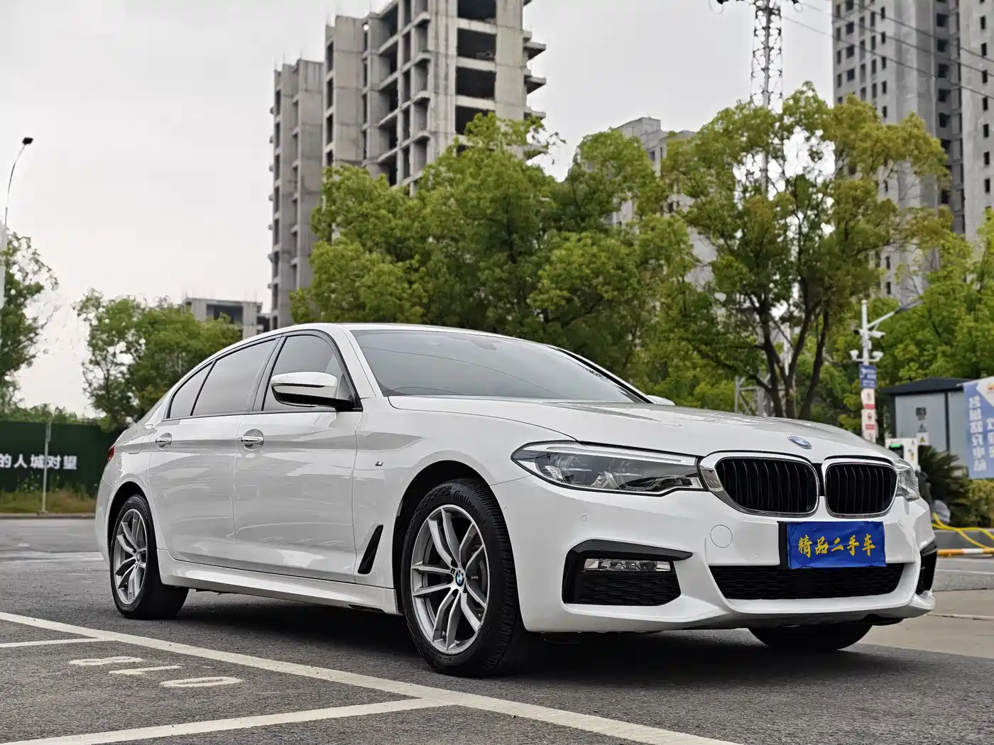 BMW 5 Series 2018 525Li M Sport Package фото 3