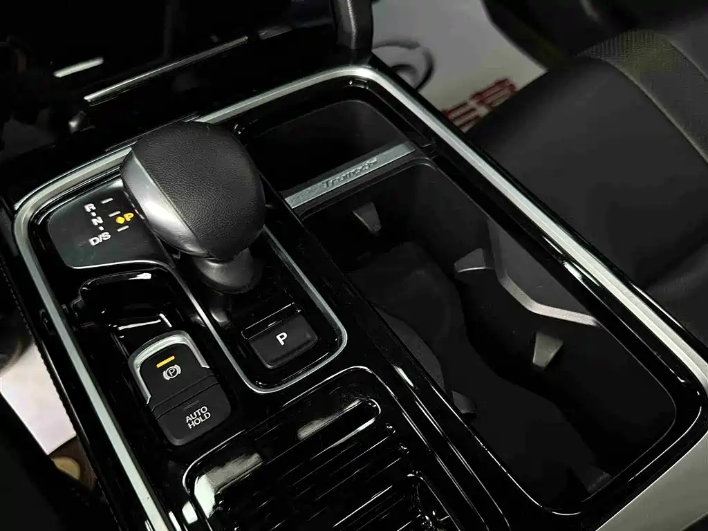 GAC Trumpchi Trumpchi GS8 2020 390T 2WD Luxury Smart Connect Anniversary Edition (7-Seater) фото 12