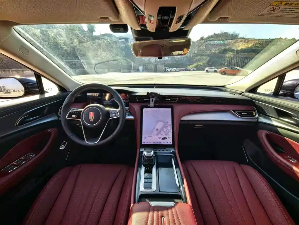 Hongqi H5 2024 1.5T DCT Smart Connect Flag Rhythm Edition фото 5
