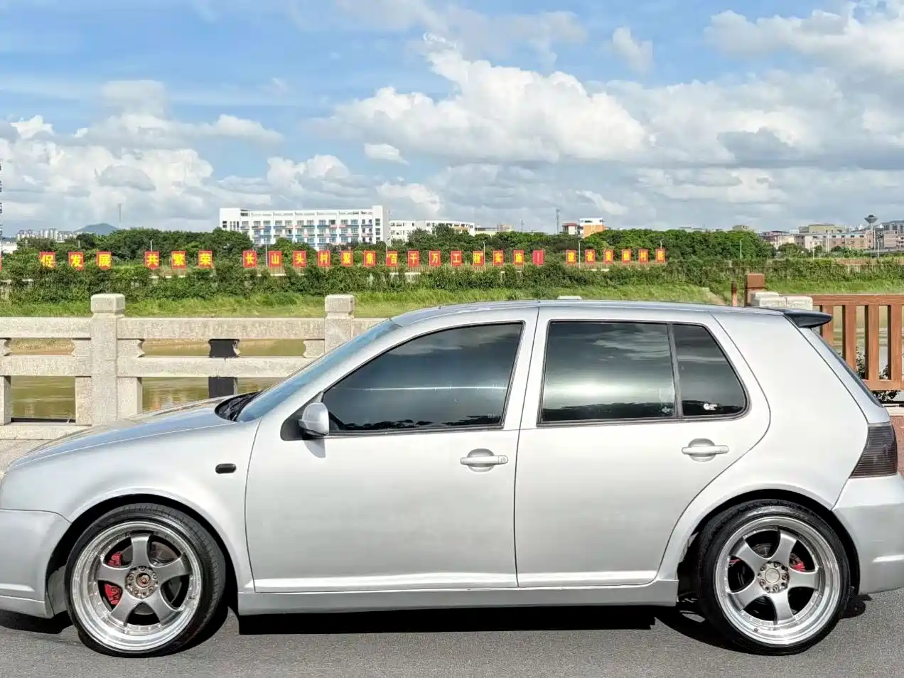 Volkswagen Golf 2005