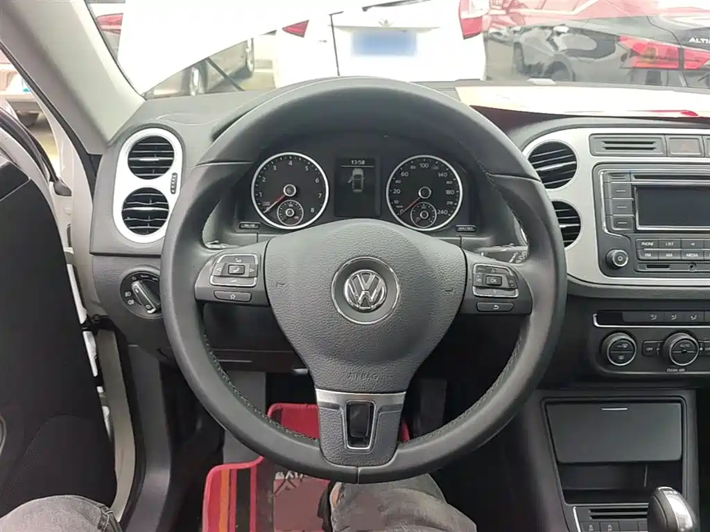 Volkswagen Tiguan 2016 280TSI Automatic 2WD Silk Road Comfort фото 11