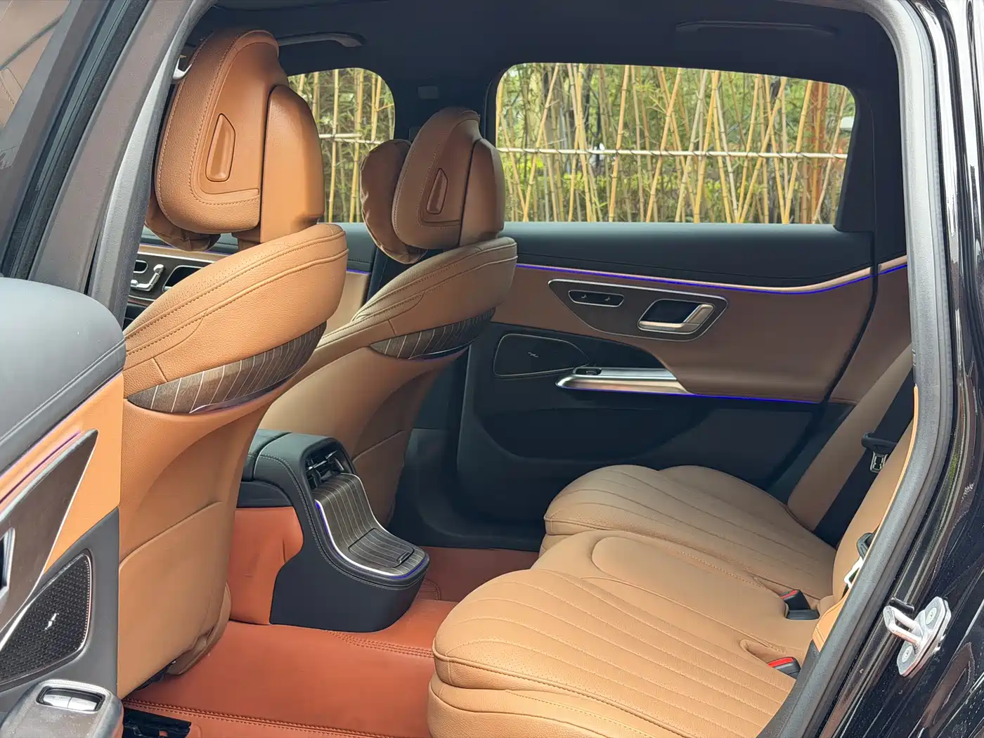 Mercedes-Benz E-Class 2025 Facelift E 300 L Fashion Sport фото 8