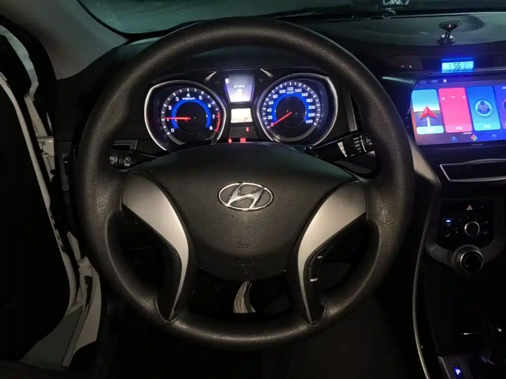 Hyundai Langdong 2015 1.6L Auto Premium фото 11