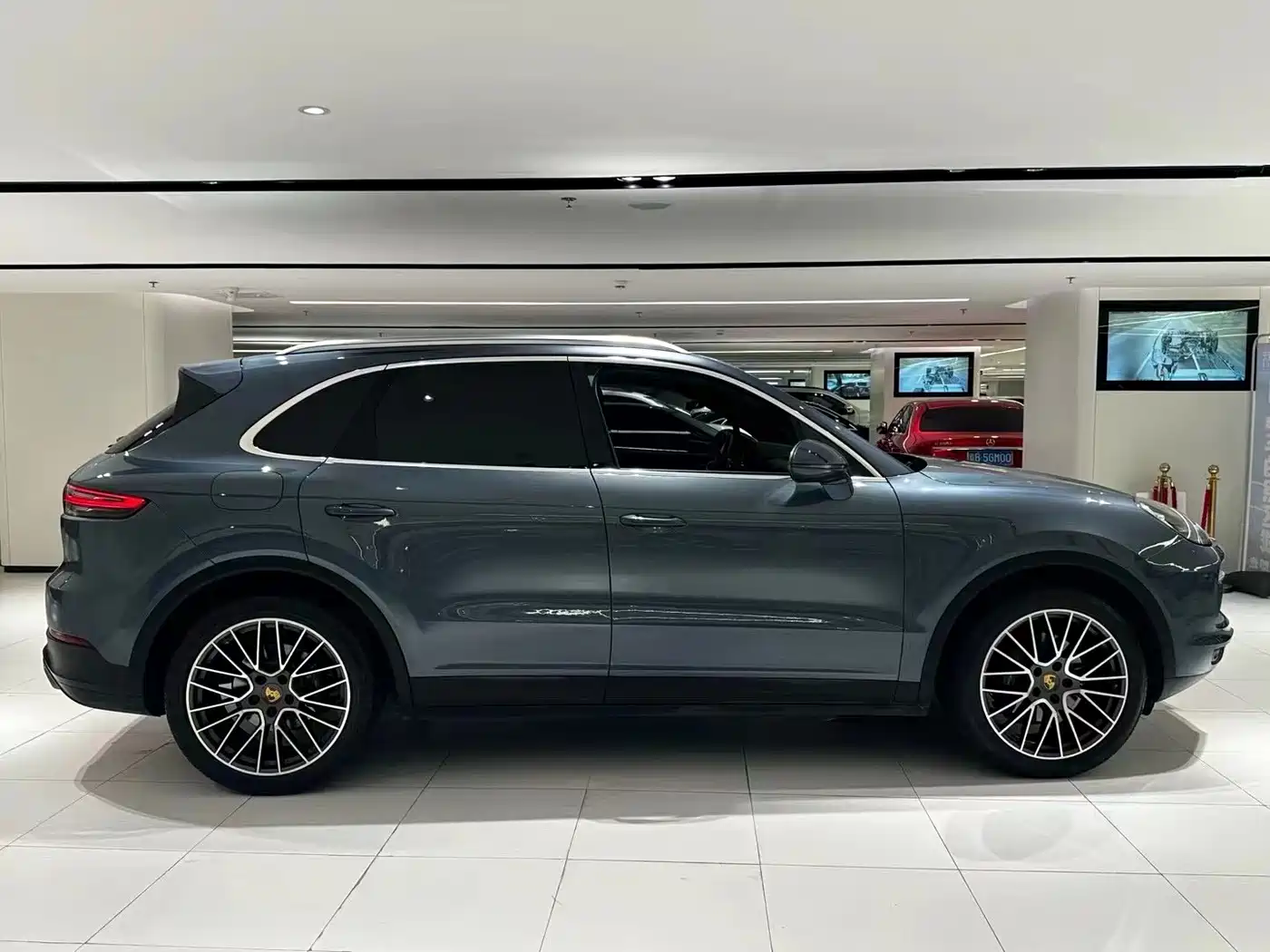Porsche Cayenne 2019 Cayenne 3.0T фото 6