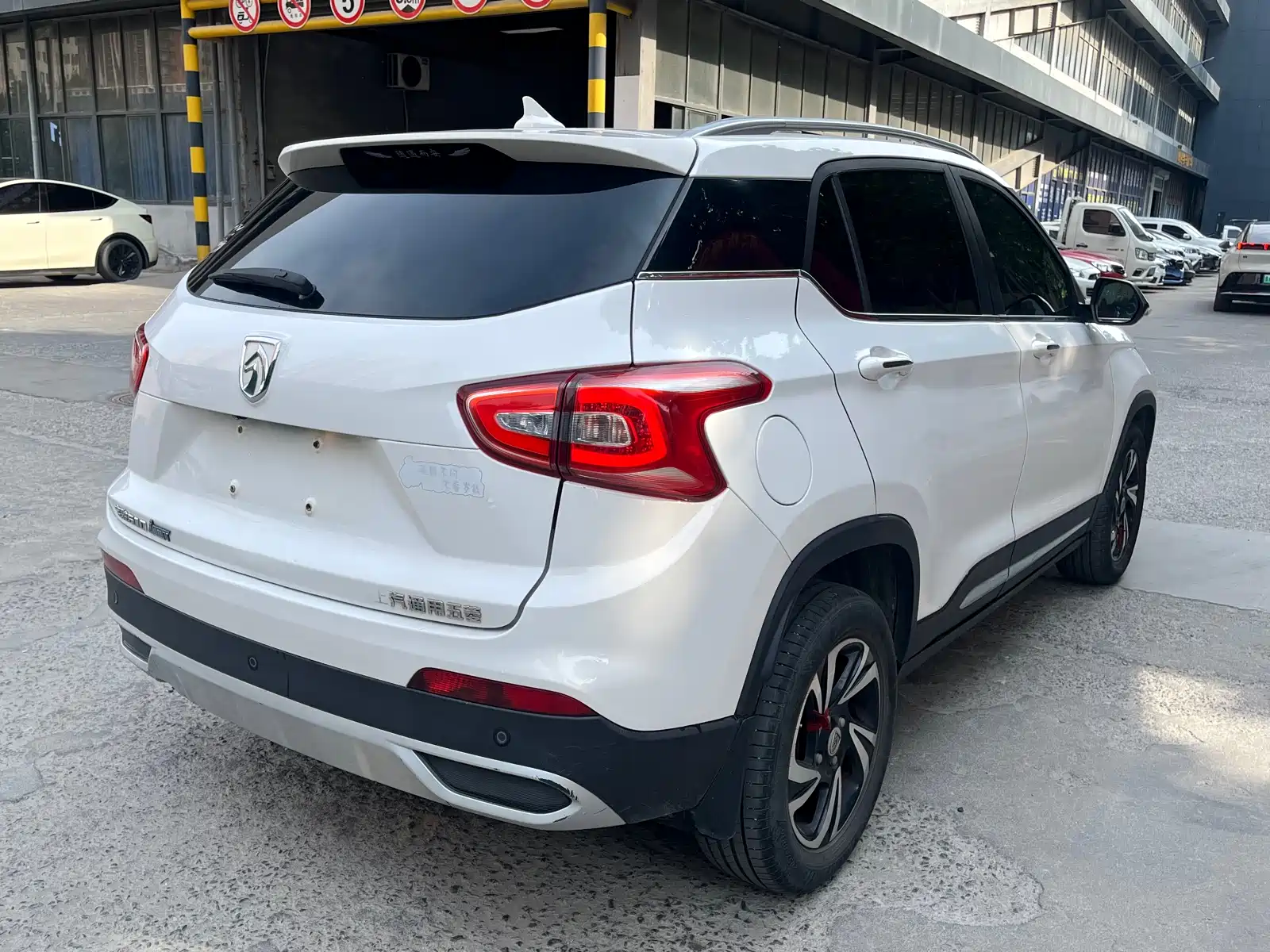 Фото 6 - Baojun 510