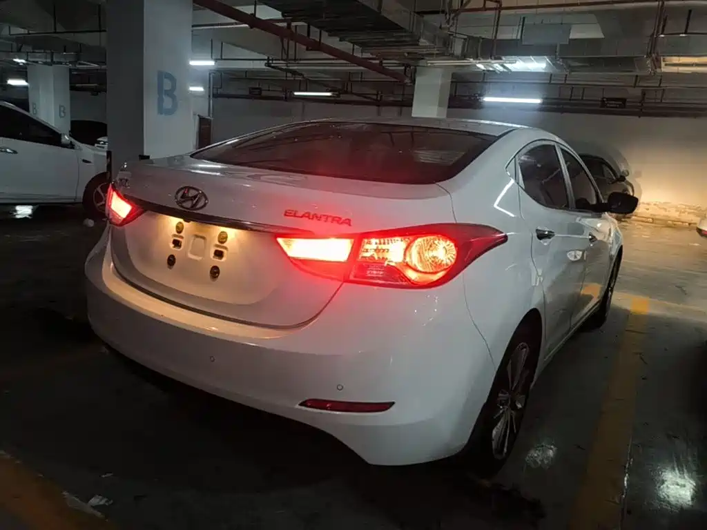 Hyundai Langdong 2015 1.6L Auto Premium фото 7