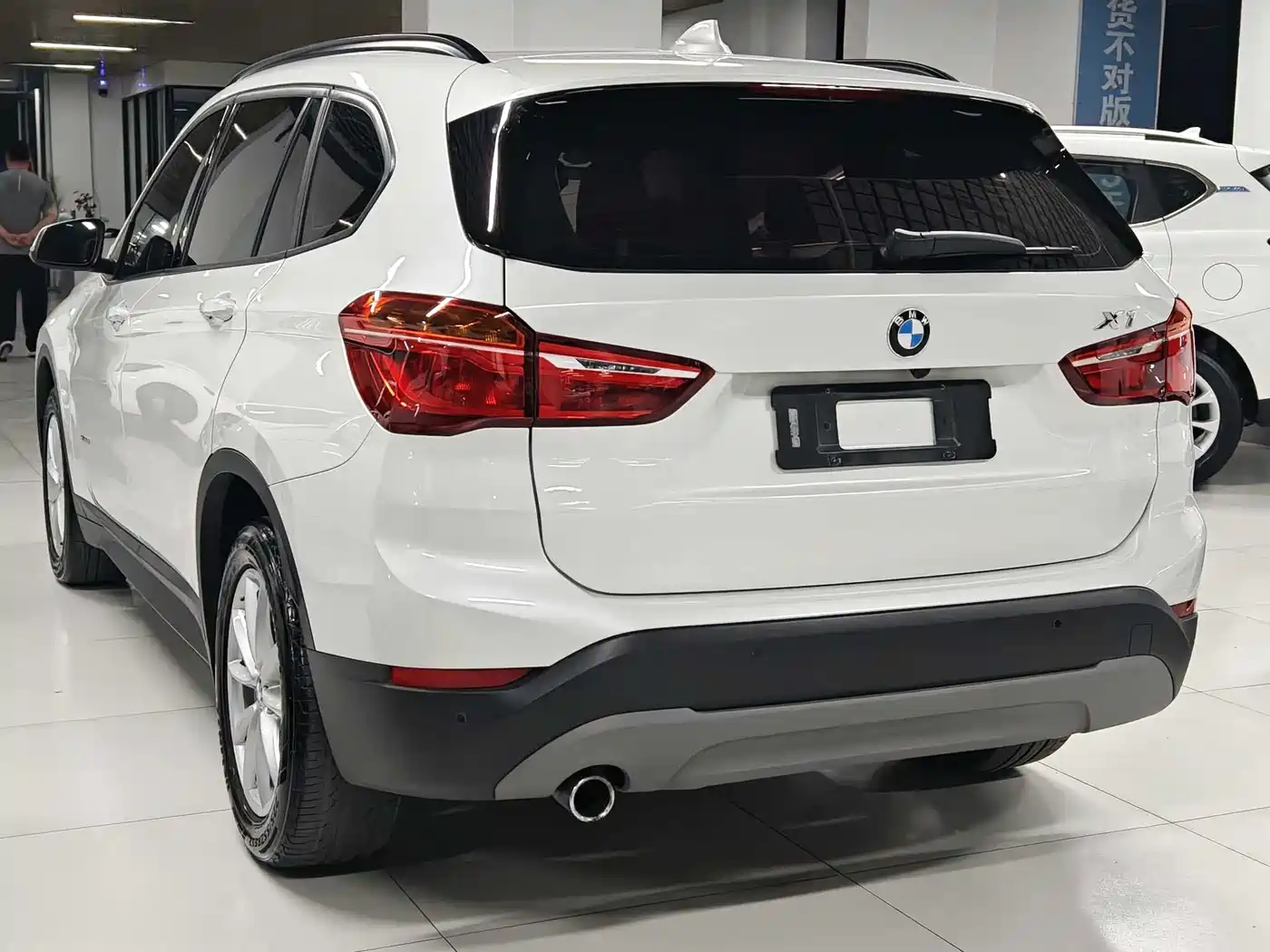 BMW X1 2016 sDrive18Li Fashion Model фото 3