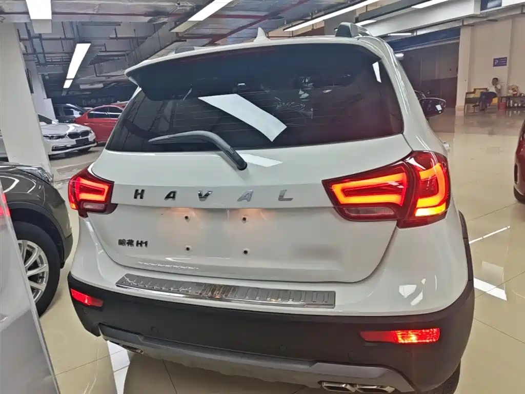 Haval H1 2017 Blue Label 1.5L AMT Standard фото 6