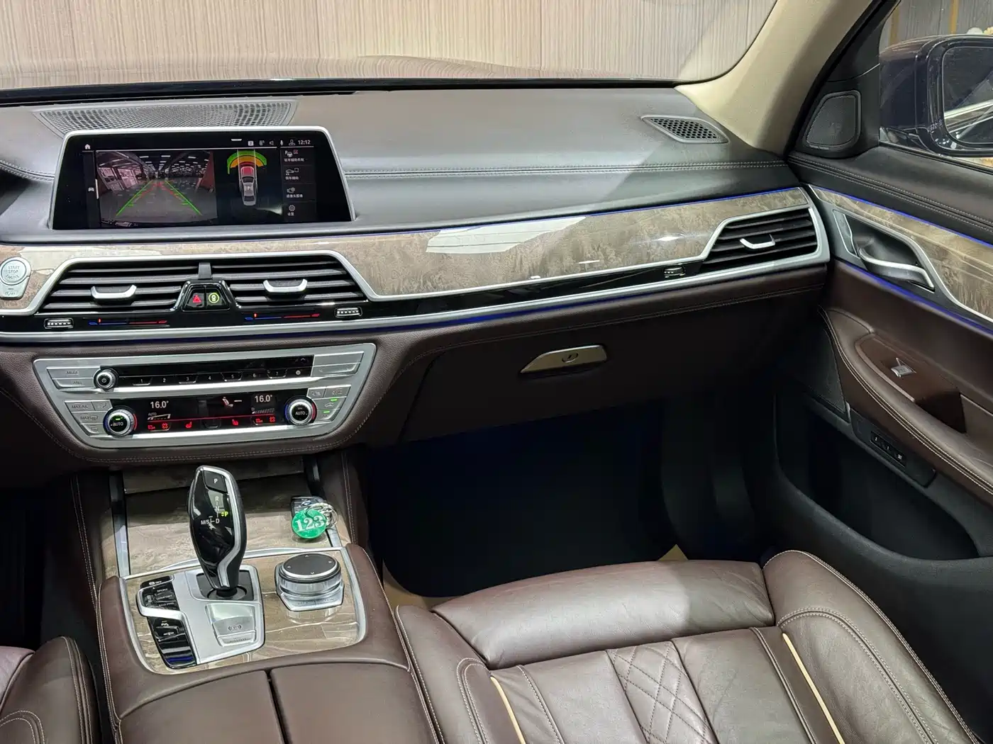 BMW 7 Series 2019 740Li Leading Luxury Package фото 21