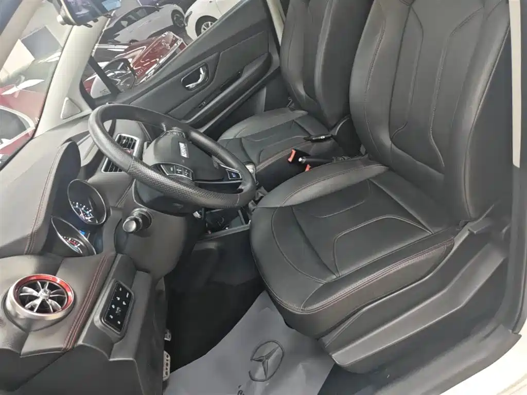 Haval H1 2017 Blue Label 1.5L AMT Standard фото 15