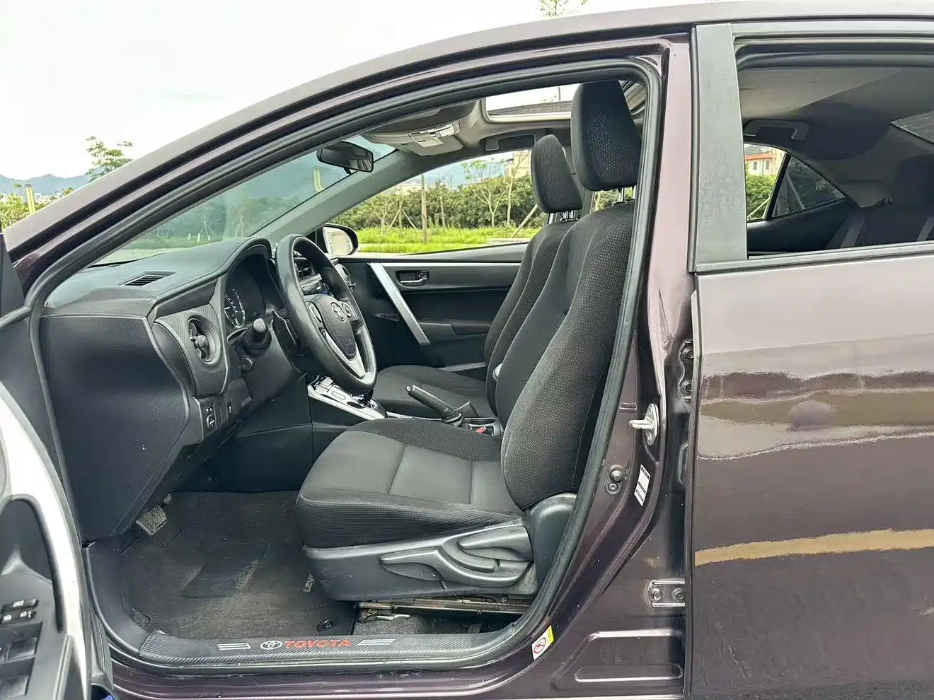 Toyota Levin 2017 Facelift Hybrid 1.8H GS E-CVT Elite Sunroof Edition China V фото 25