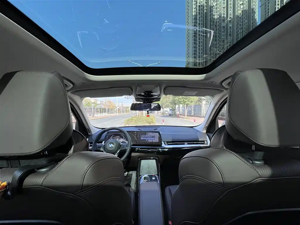 BMW X1 2023 sDrive20Li X Design Package фото 12