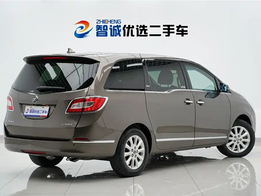 Buick GL8 2013 3.0L XT Luxury Business Flagship Edition фото 3