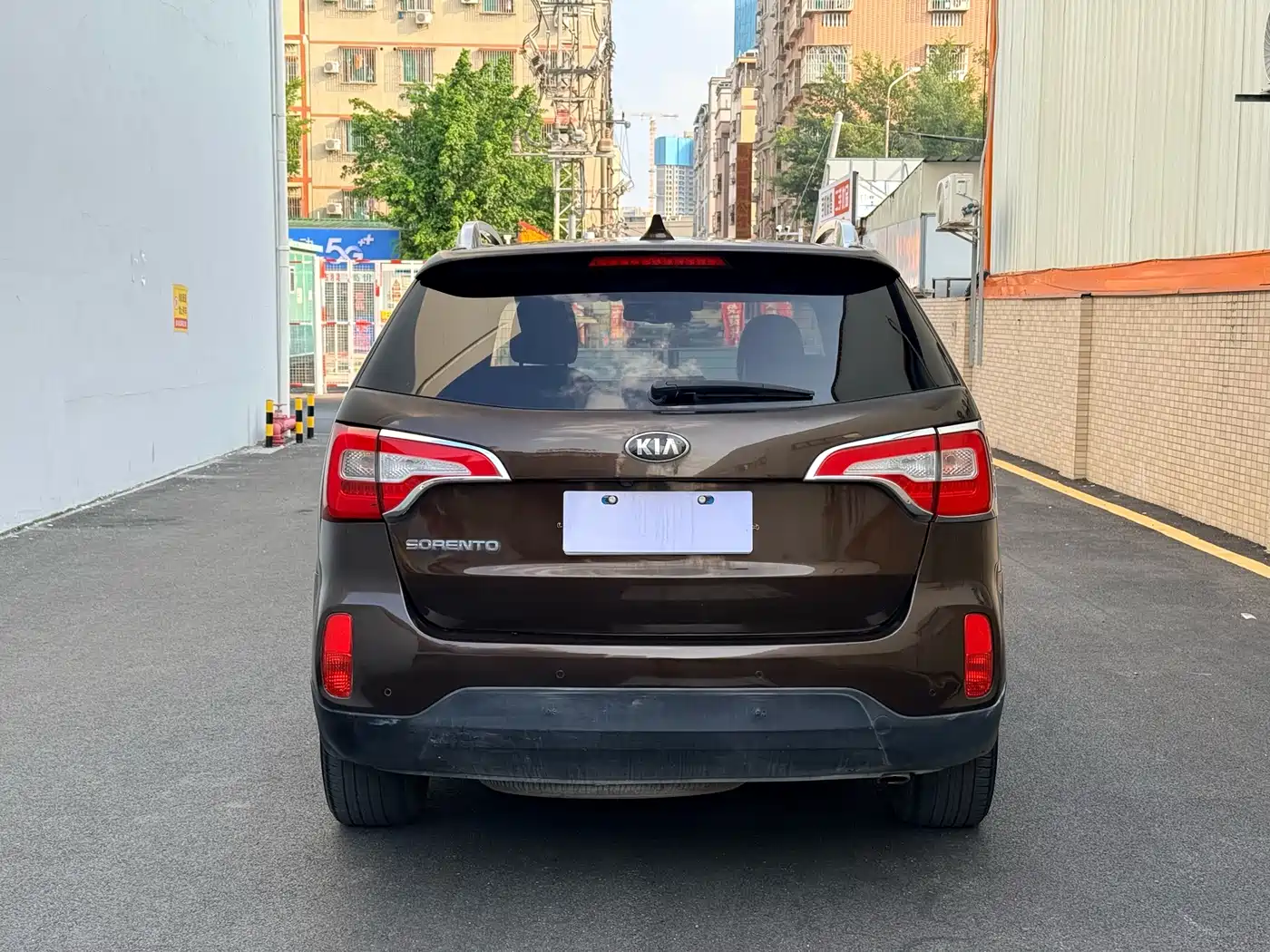 Photo 8 - Kia Sorento