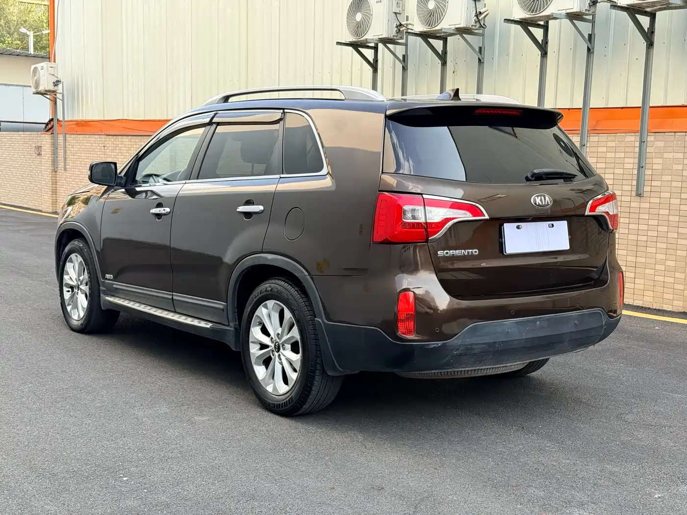 Photo 7 - Kia Sorento