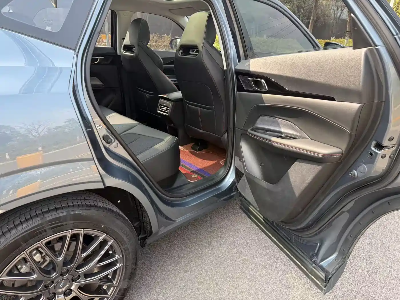 CHANGAN CHANGAN AUCHAN Z6