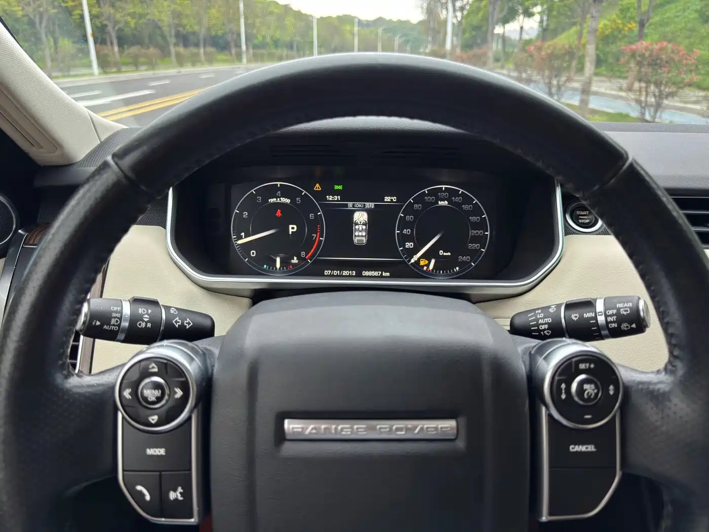 Land Rover Range Rover Sport 2014 3.0 SC V6 HSE DYNAMIC фото 4