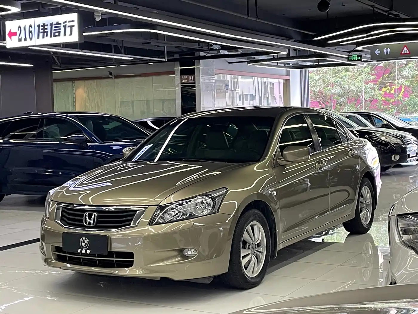 Фото 1 - Honda Accord
