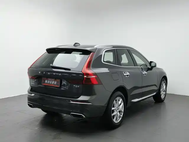 Volvo XC60 2020 T5 4WD Intelligent Comfort Luxury Edition — фото 2