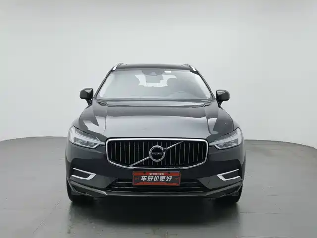 Volvo XC60 2020 T5 4WD Intelligent Comfort Luxury Edition — фото 3