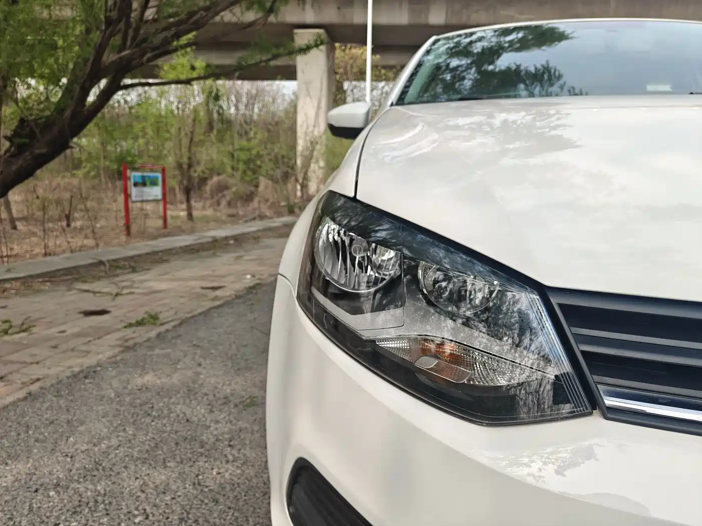 Volkswagen Polo 2016 1.4L Automatic Trend фото 14