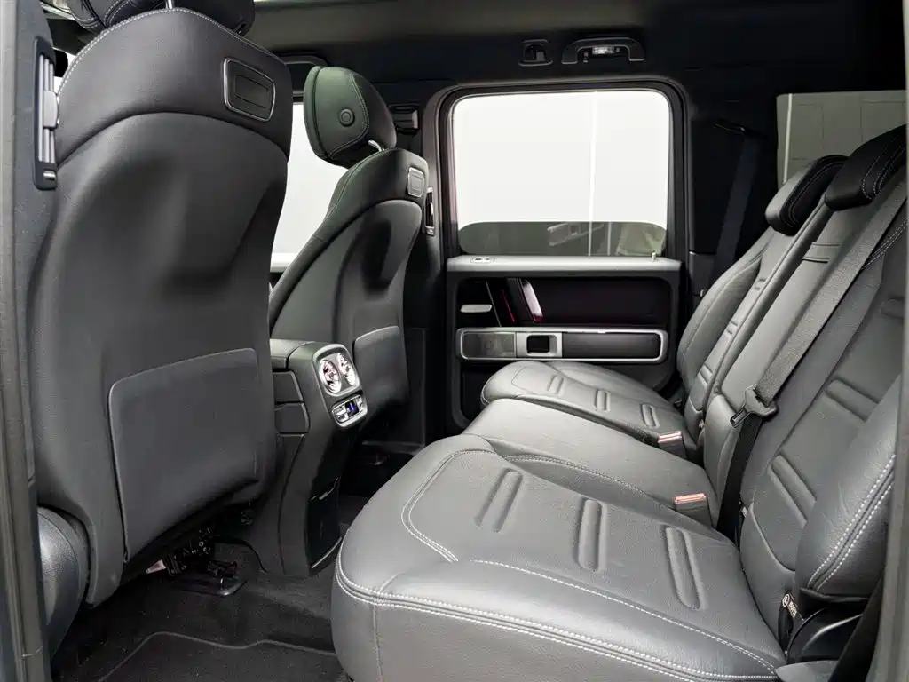 Mercedes-Benz G-Class 2023 G 350 фото 12