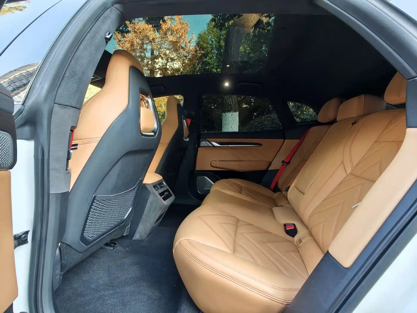 ZEEKR EXTREME KRYPTON 001