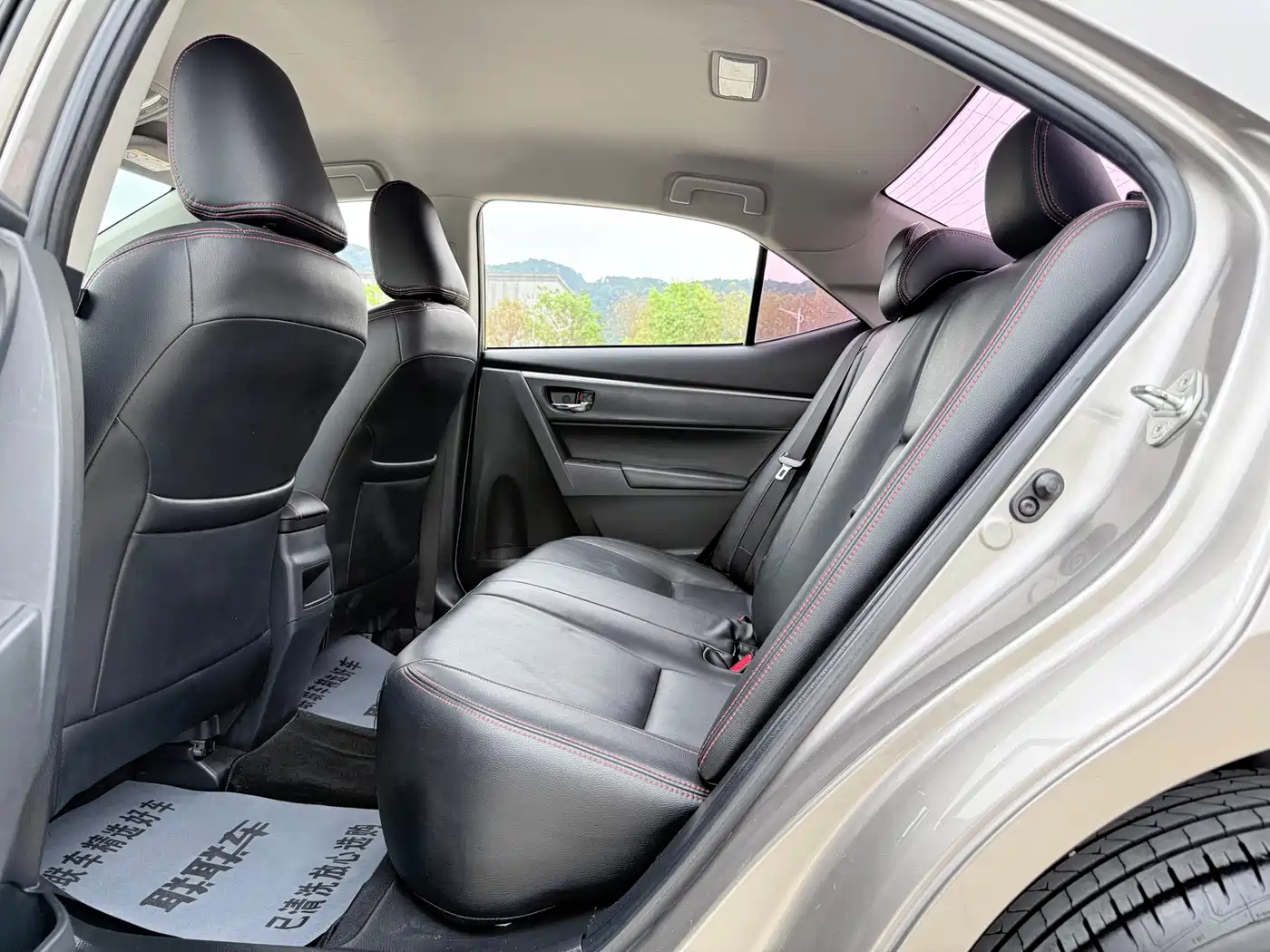 Toyota Corolla 2014 1.6L CVT GL фото 9
