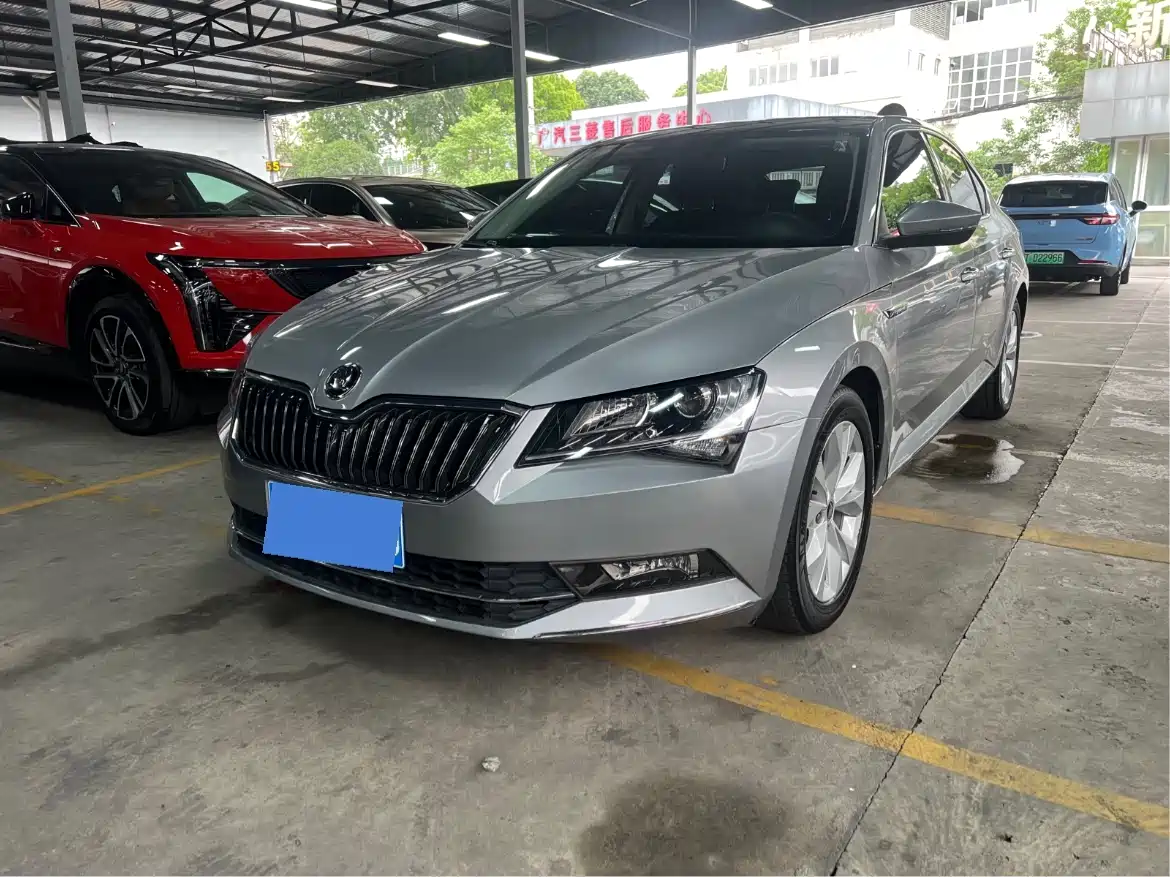 Škoda Superb 2018 TSI280 DSG Comfort (China V)