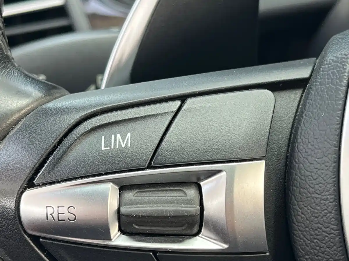BMW 6 Series 2016 640i Gran Coupe фото 21