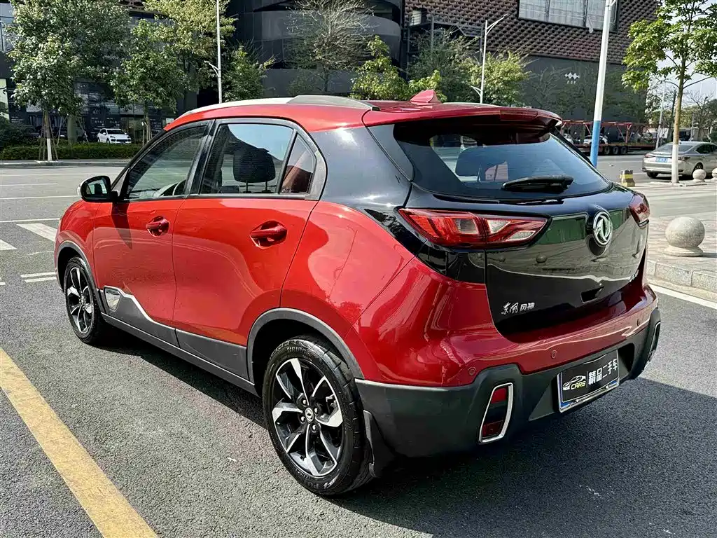 Dongfeng Aeolus Dongfeng Fengshen AX4 2018 2017 1.6L DCT Trendy