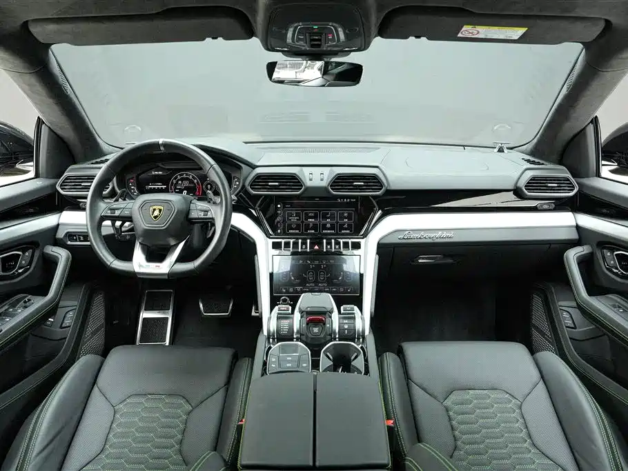 Lamborghini Urus 2023 4.0T V8 S фото 6