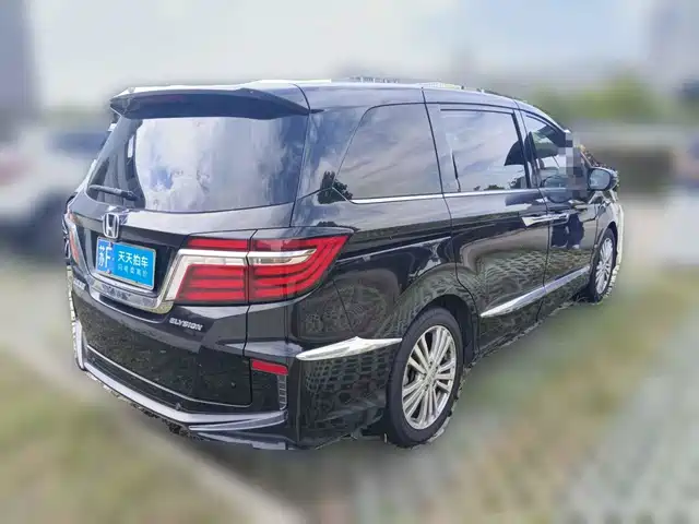 Honda Elysion 2016 2.4L Luxury Edition — фото 5
