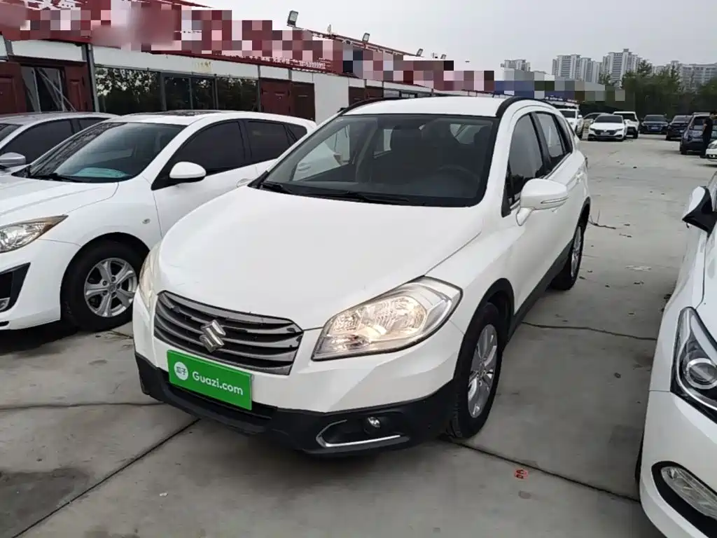 Suzuki SX4 S-Cross 2015 2015 1.6L CVT 2WD Progressive