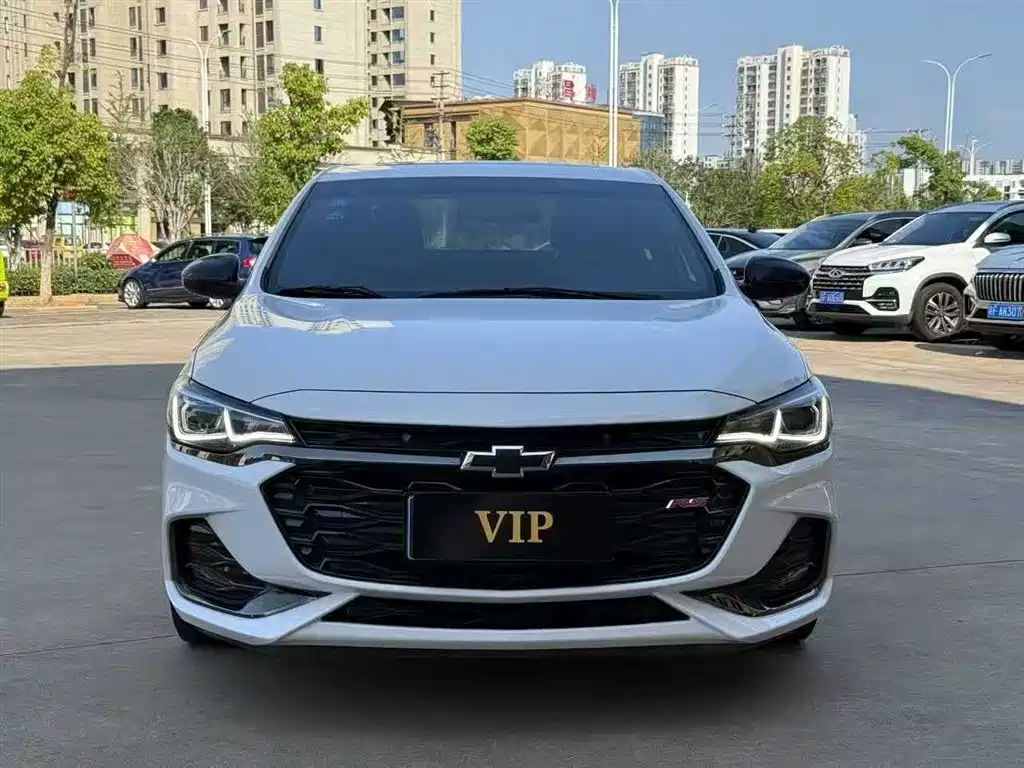 Chevrolet Monza 2019 RS 330T Auto Smooth Edition China VI фото 2