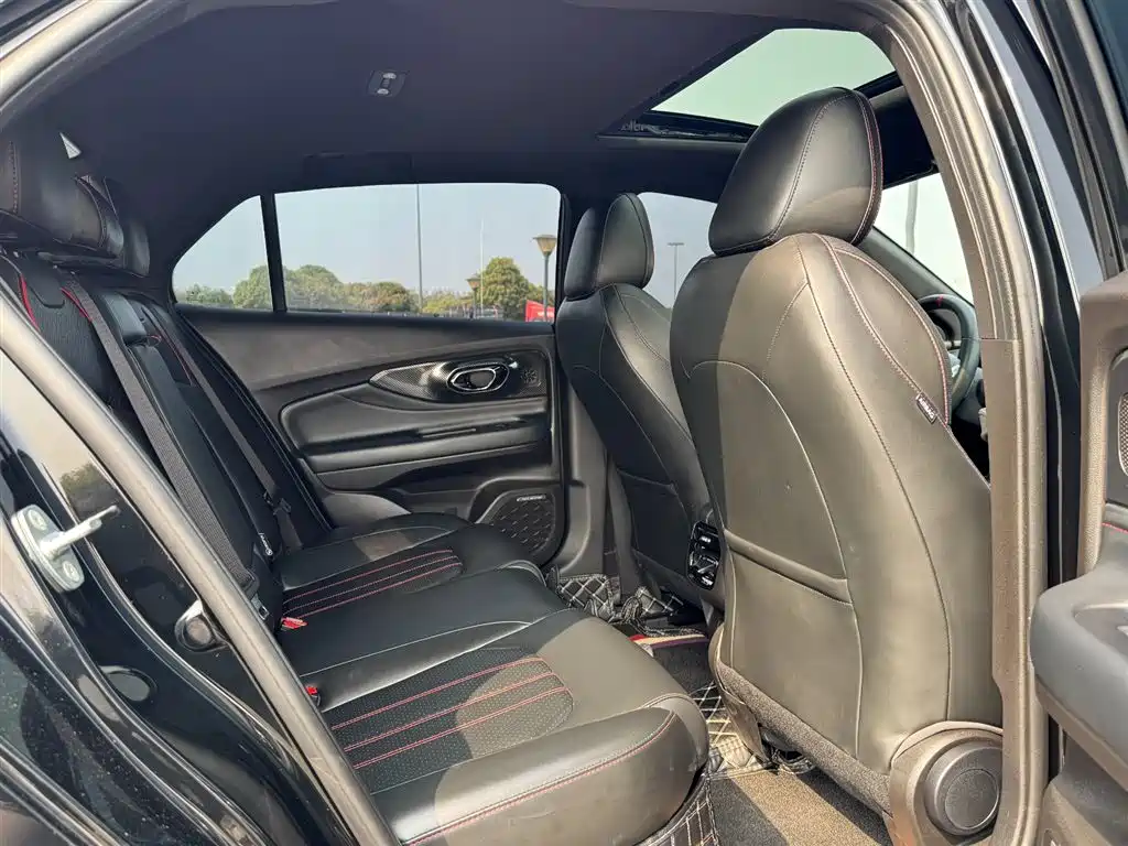 GAC Trumpchi Trumpchi Emkoo 2021 270T DCT J15 Edition фото 26