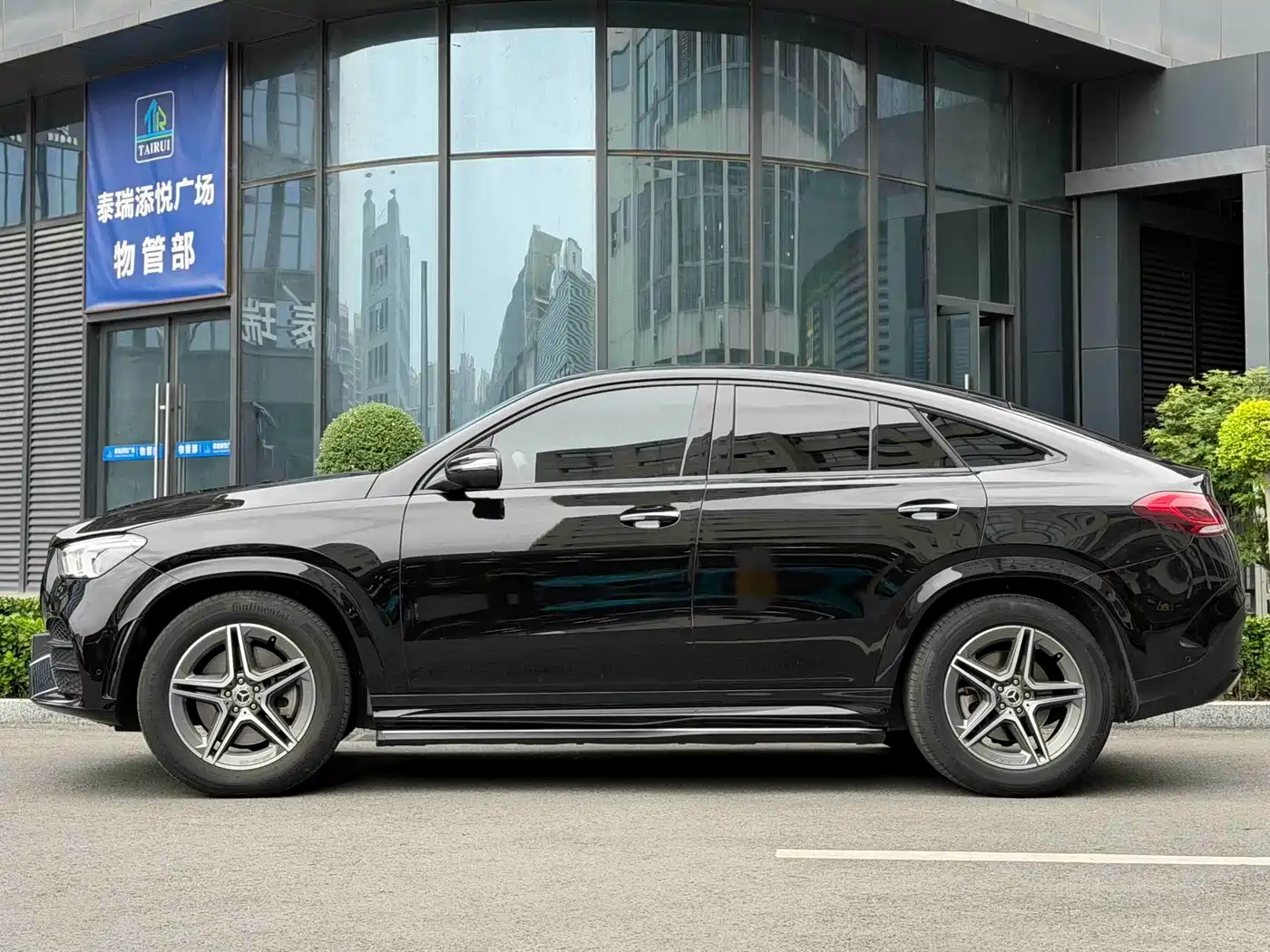 Mercedes-Benz GLE Coupe 2022 GLE 450 4MATIC Coupe SUV Fashion фото 5