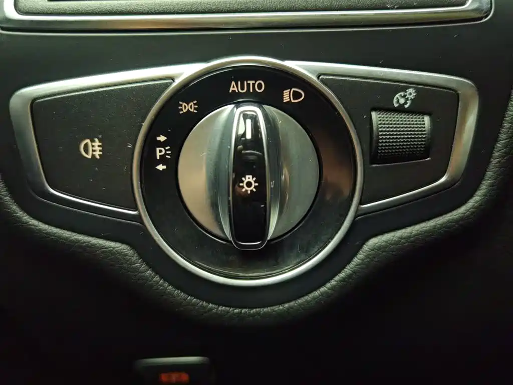 Mercedes-Benz C-Class 2017 C 200 L Sport фото 21