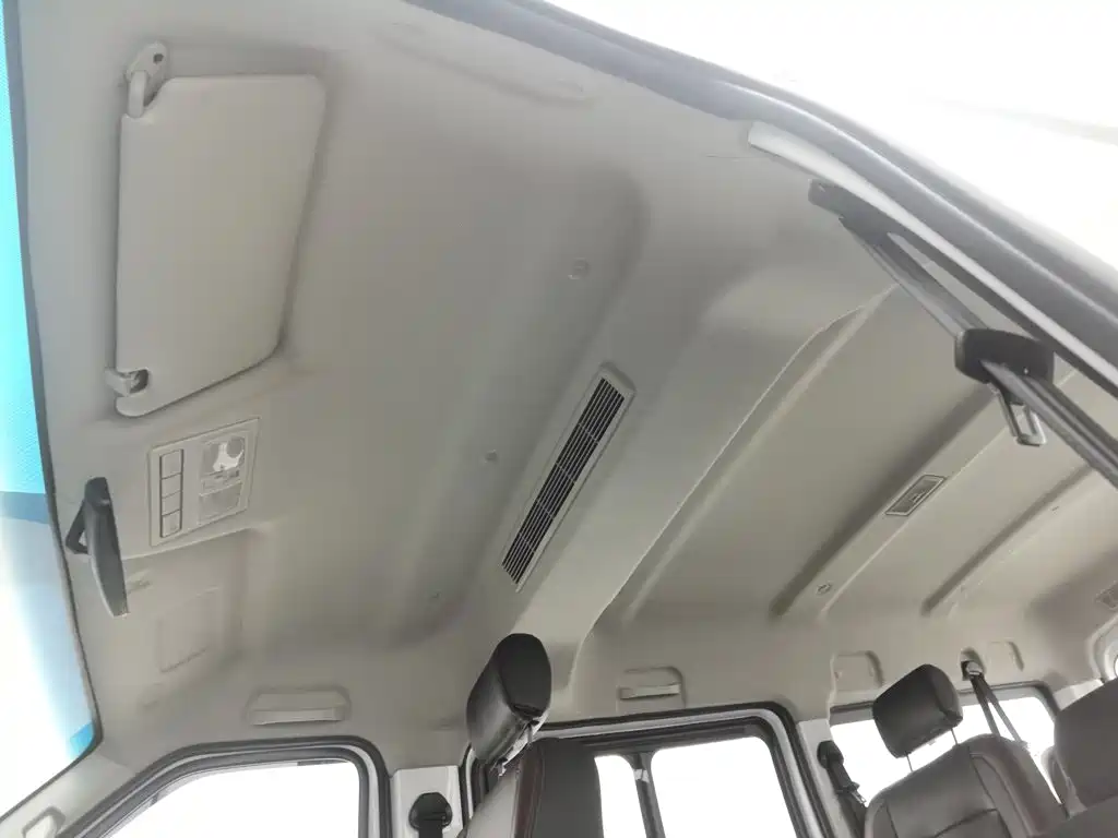 Photo 14 - Dongfeng Xiaokang C36