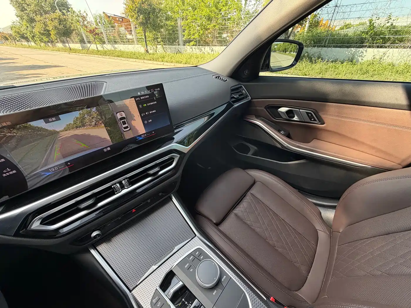 BMW 3 Series 2023 325Li M Sport Black Night Package фото 20