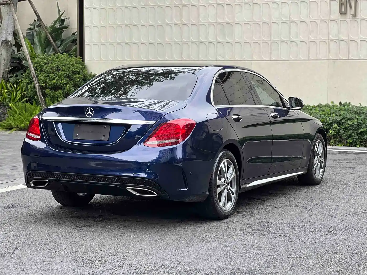 Mercedes-Benz C-Class 2017 Facelift C 200 L Sport Edition фото 6