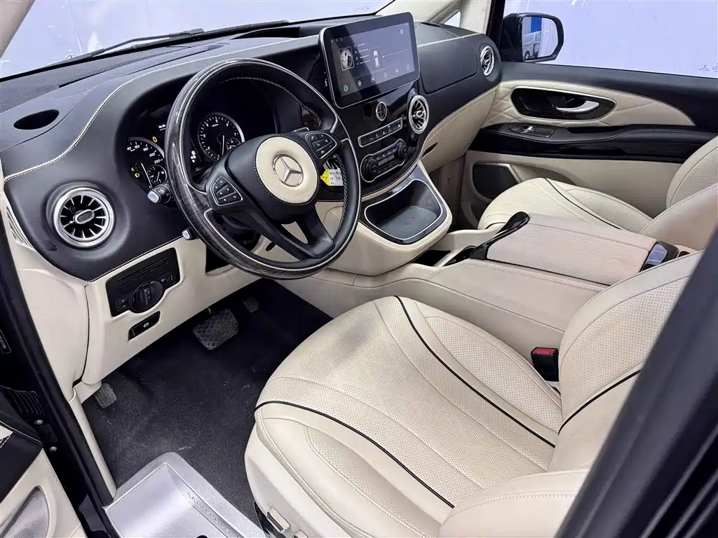 Mercedes-Benz Vito 2021 2.0T Elite 7-Seater фото 7