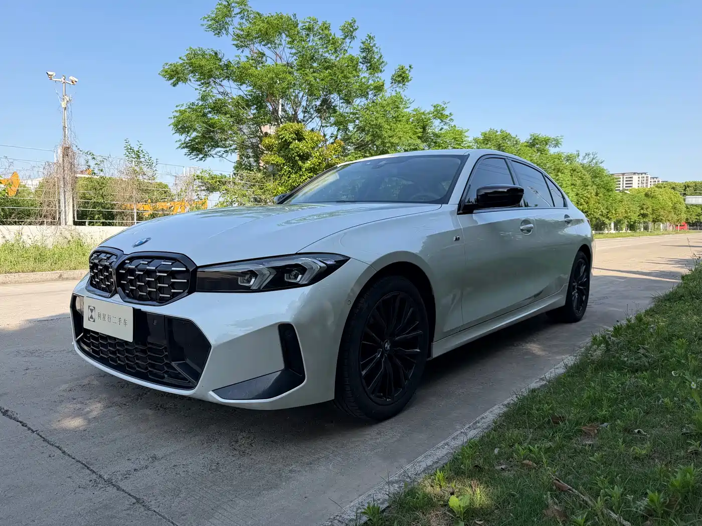 BMW 3 Series 2023 325Li M Sport Black Night Package