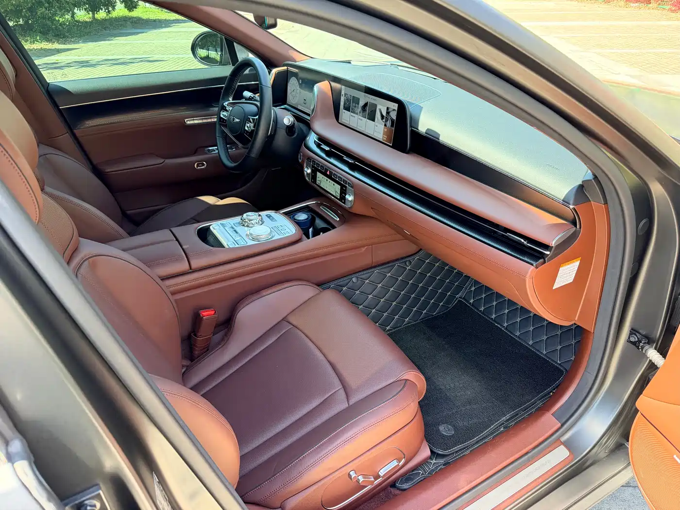Genesis G90 2023 3.5T Luxury Version фото 26