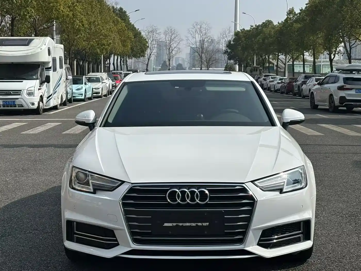 Audi A4L 2019 40 TFSI Progressive (China V) фото 2