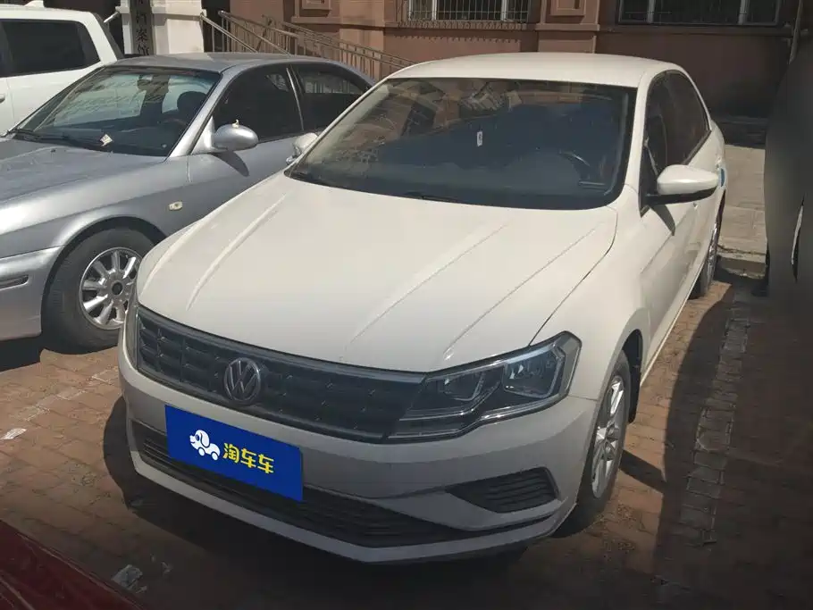 Volkswagen Jetta 2017 1.5L Manual Fashion фото 2
