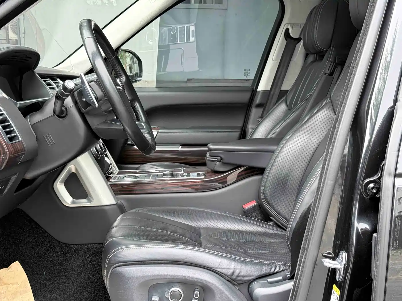 Land Rover Range Rover 2017 3.0 SC V6 AB Ultimate Autobiography LWB фото 5