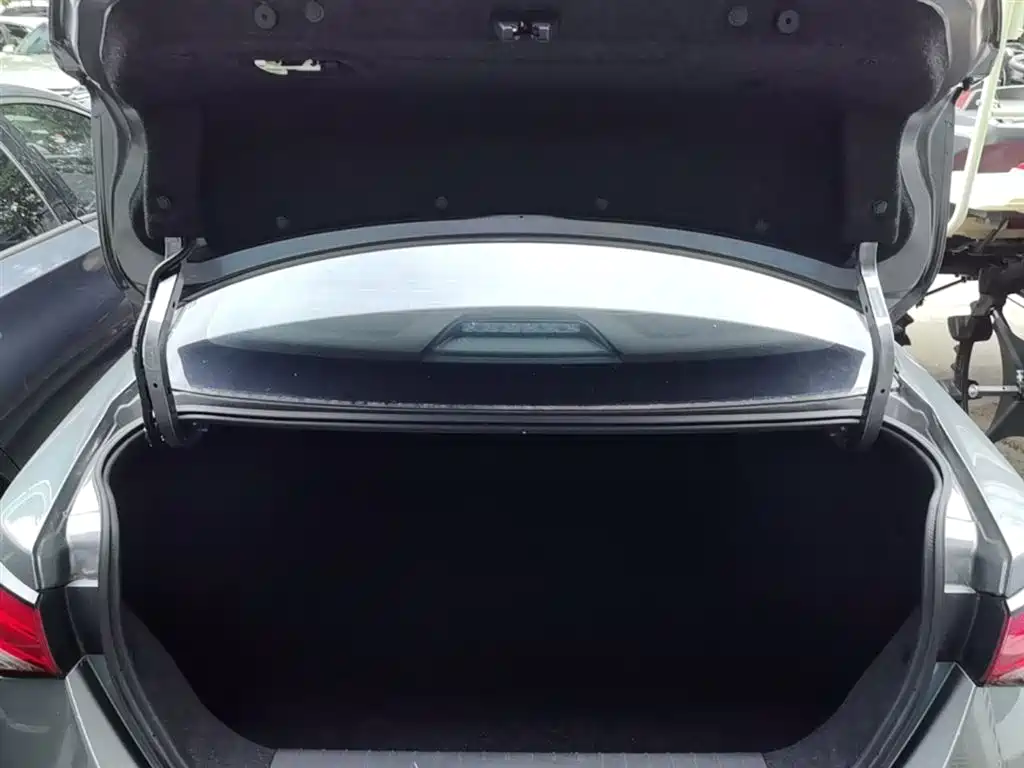 Nissan SYLPHY, миниатюра 19